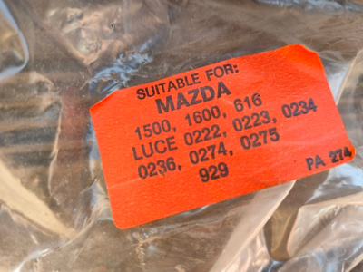 Mazda PA274 vesipumppu.