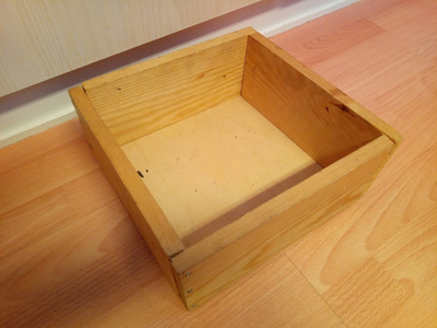Puulaatikko 28x29x12