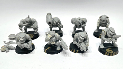 WH40K - 8kpl Space Ork Boyz (Rogue Trader) [K88]