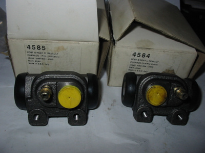 Renault 19 takajarrusylinterit 2kpl käyttämättömät