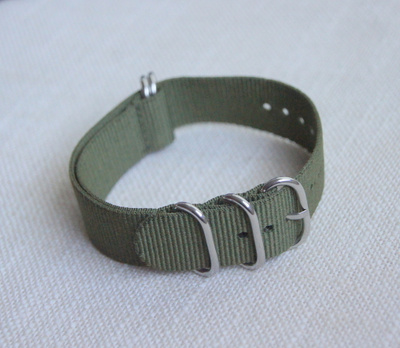 NATO 20 mm ranneke - military vihreä