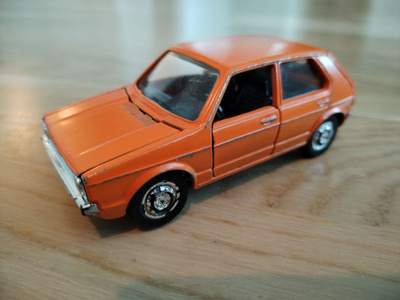 Schuco 1:43 VW Golf MK1