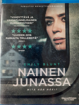 NAINEN JUNASSA  BLU-RAY