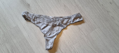 Stringit koko n. M