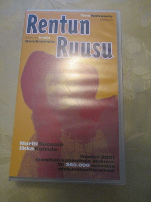 VHS RENTUN RUUSU AVAAMATON MUOVEISSA