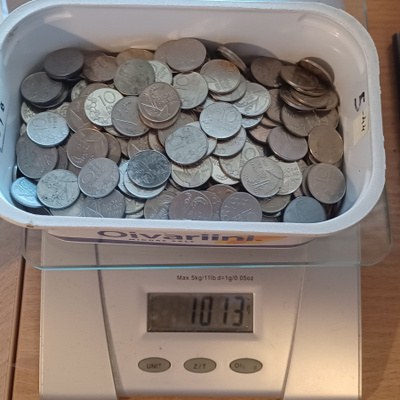 10 Penniä 1990-2001. 1kg. VK.