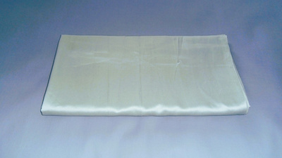 Satiiniverhot - vaalean vihreät - 115x230 cm