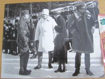 Valokuva Kenraalit Heinrichs Oesch ym. Helsinki 1935 18x24cm