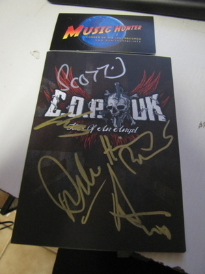 C.O.P. UK KISS OF AN ANGEL PROMO LIPUKE BÄNDIN NIMMAREILLA+