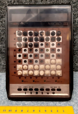 Shakkipeli Vintage. Elektroninen tosi harvinainen