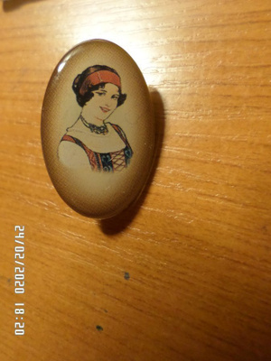 Pauling keräilypinssi komea