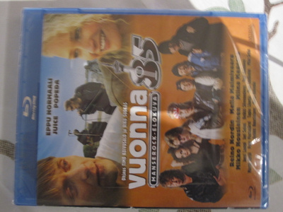 Vuonna 85 BLU-RAY UUSI, MUOVEISSA