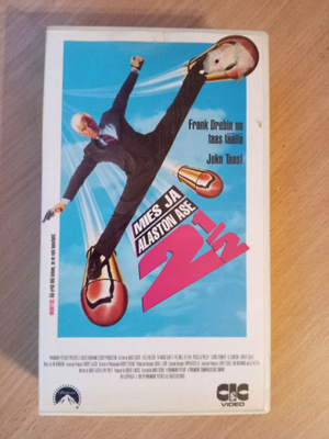 Mies ja alaston ase 2 1/2 (vhs)