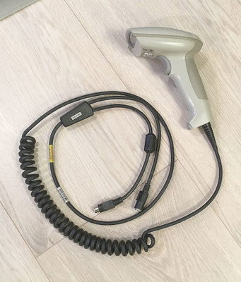 HHP IT3800LR-12 viivakoodilukija PS/2