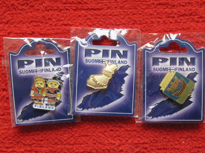 3 x Suomi pinssi