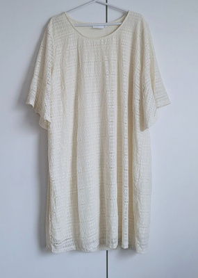 uusi mekko 50-52 Zizzi L