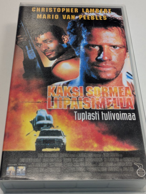 Kaksi Sormea Liipaisimella (VHS) -Gunmen Christopher Lambert