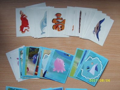 Disney Doria etsimässä tarroja