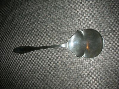 Uushopea iso lusikka