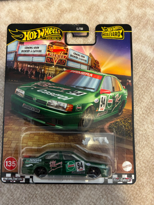 Nissan Primera 1/64 Pienoismalli Hotwheels