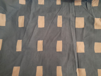 Sinivalkoinen verhokappa 350x53cm