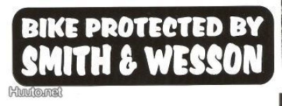 Bike Protected By S&W - Uusi Prätkätarra