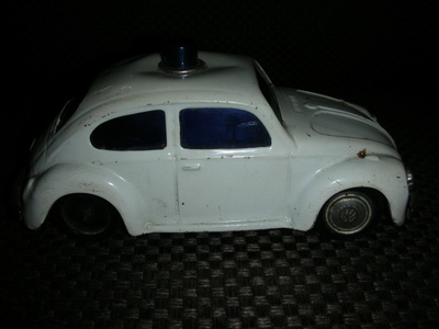 vanha peltiauto vw kupla