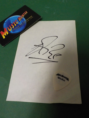 MICHAEL WEIKATH [ HELLOWEEN ] NIMIKIRJOITUS + PLEKTRA