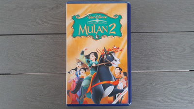 VHS: Mulan 2 (Walt Disney 2004)