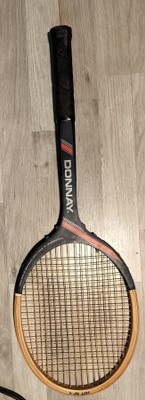 Donnay Hit nr 1 -tennismaila