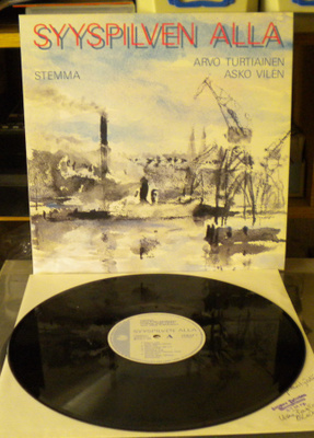Stemma - Syyspilven alla