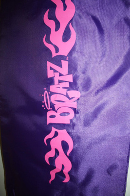 Bratz reppu olkalaukku olkareppu pinkki 2000 retro