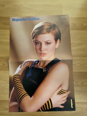 Majandra Delfino juliste
