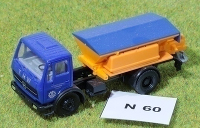 #N60 Pienoisrautatiehen suolausauto MB, 1:87