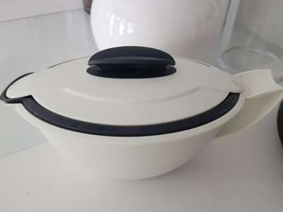 Tupperware soikea Thermo-duo Kastikeastia  / Kastikekulho