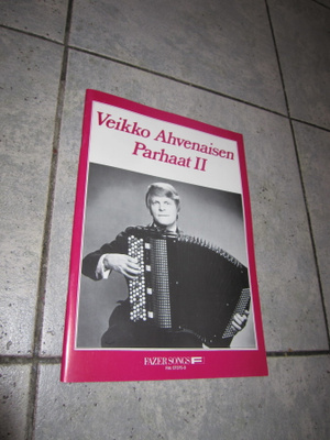 veikko ahvenaisen parhaat II nuottivihko