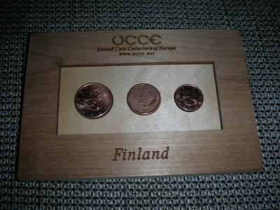 Suomi kolikot hienossa puutaulussa