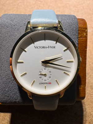 Victoria Hyde London rannekello – VH4004A, vaaleansininen na
