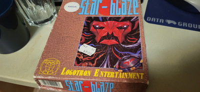 Star-Blaze amiga alkuperäispaketissa Logotron entertainment