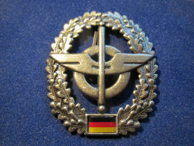 Bundeswehr. Barettimerkki. Huoltojoukot