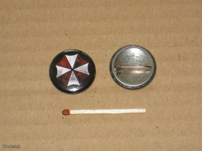 Umbrella Corp. Resident Evil rintanappi 1" h4