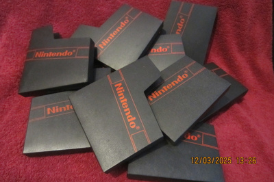 Nintendo Entertainment System PÖLYSUOJA /   Logolla