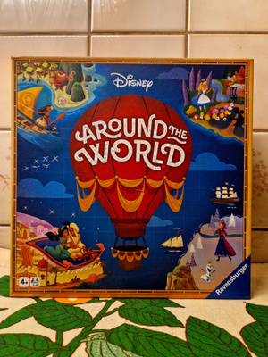 Disney Around The World Lautapeli. Hieno kunto