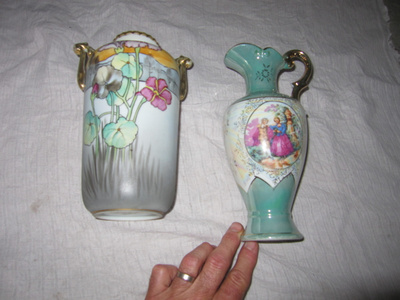 2 vanhaa japanilaista maljakkoa ( hana painted nippon