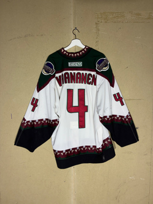 Ossi Väänänen Game Worn pelipaita 2002-3 set 2