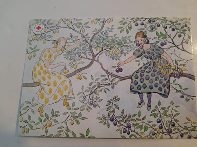 Elsa Beskow: Neitoset oksilla