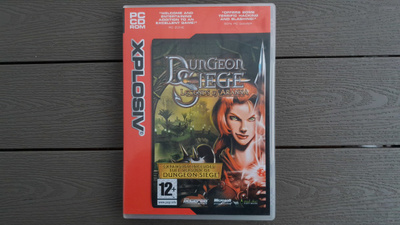 PC CD: Dungeon Siege: Legends of Aranna peli (2003)
