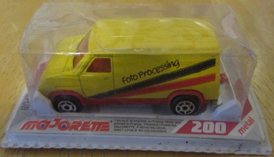 Dodge Ram 5.2 V8 Van 4D 1991 Foto Processing Majorette 1:65