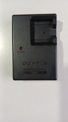 Olympus kameran laturi Li40c