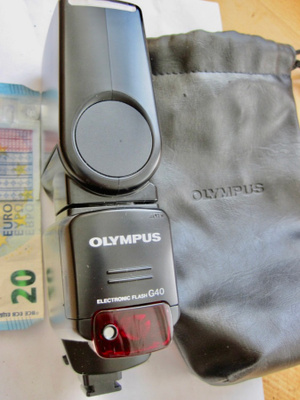 VANHA Salamalaite Olympus Electronic Flash G40